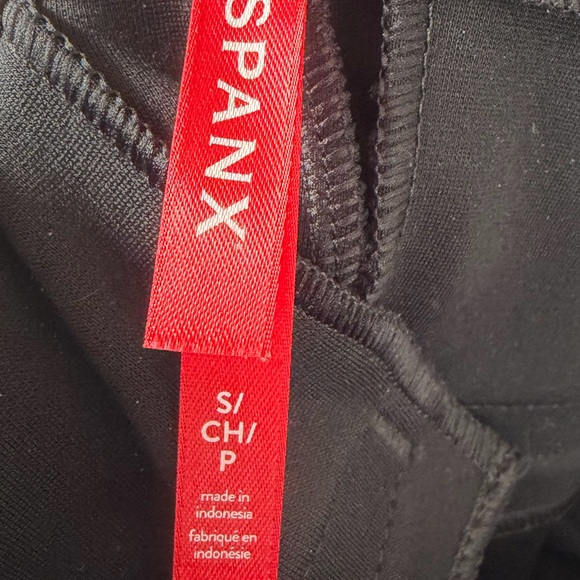 SPANX Ponte Slim Straight Pant in Classic Black. Women’s size small. Like new. - Picture 6 of 9